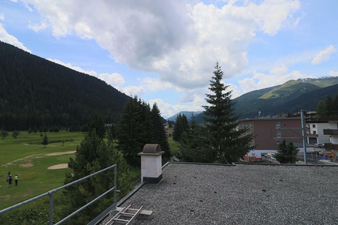 Golf Apartments - Schmid Davos Eksteriør billede