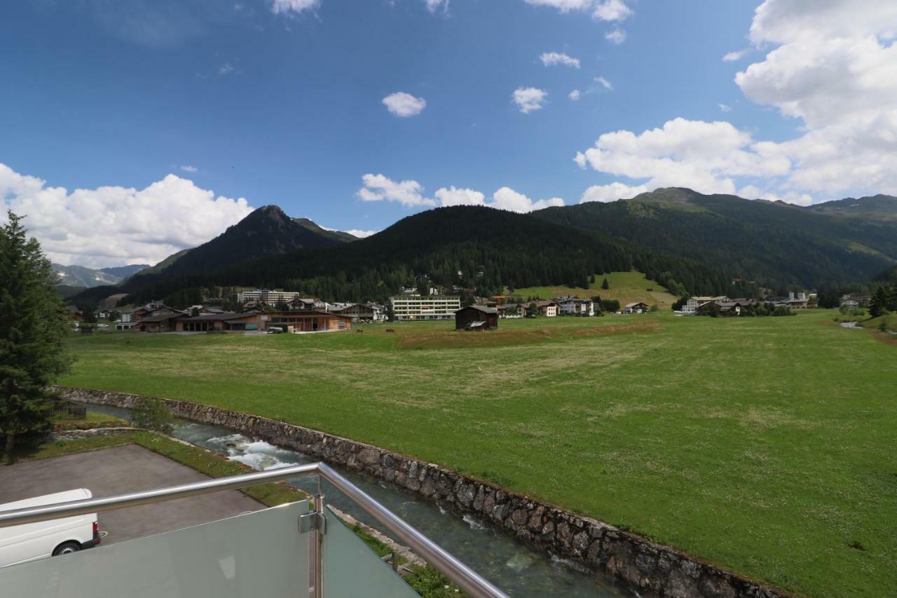Golf Apartments - Schmid Davos Eksteriør billede