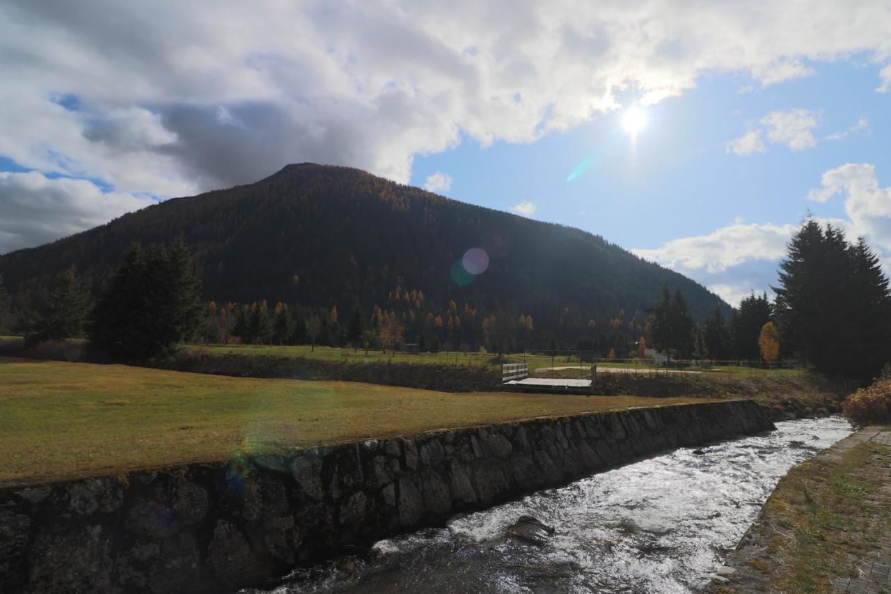 Golf Apartments - Schmid Davos Eksteriør billede