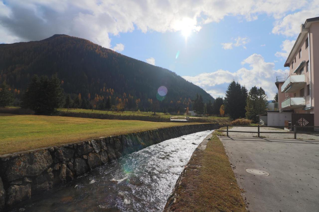 Golf Apartments - Schmid Davos Eksteriør billede